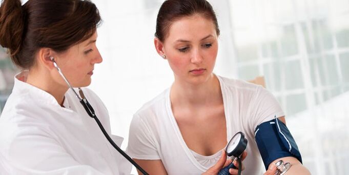 Measuring blood pressure for hypertension